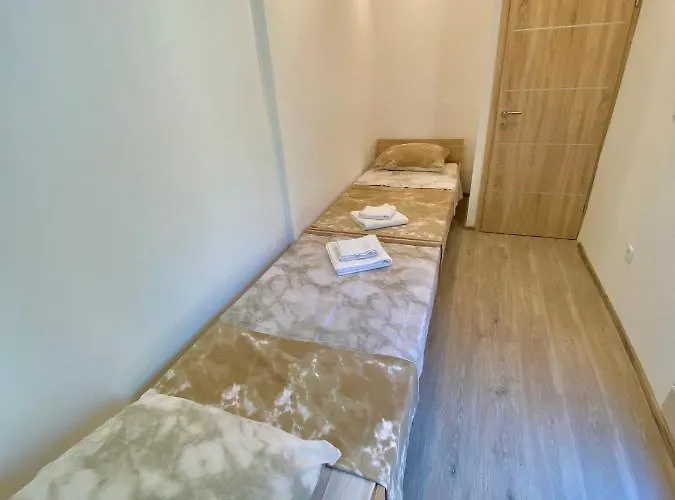 アパート Noel - Three Bedroom With Pool *