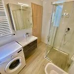 Noel - Three Bedroom With Pool Apartment