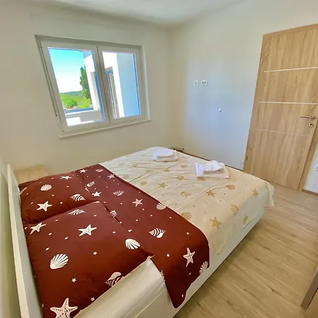 Noel - Three Bedroom With Pool Lägenhet Banjole