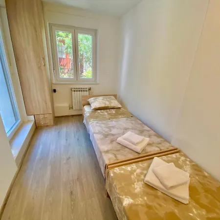 Noel - Three Bedroom With Pool