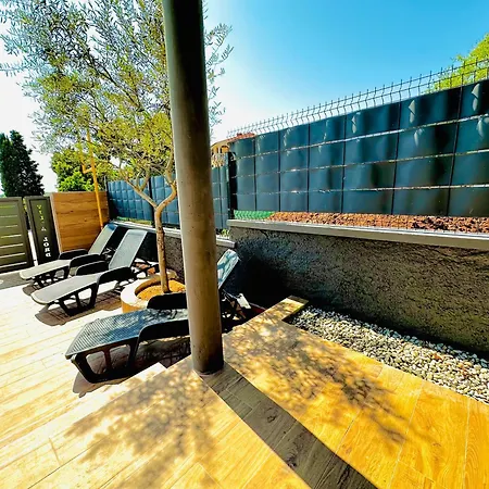 Noel - Three Bedroom With Pool * Banjole