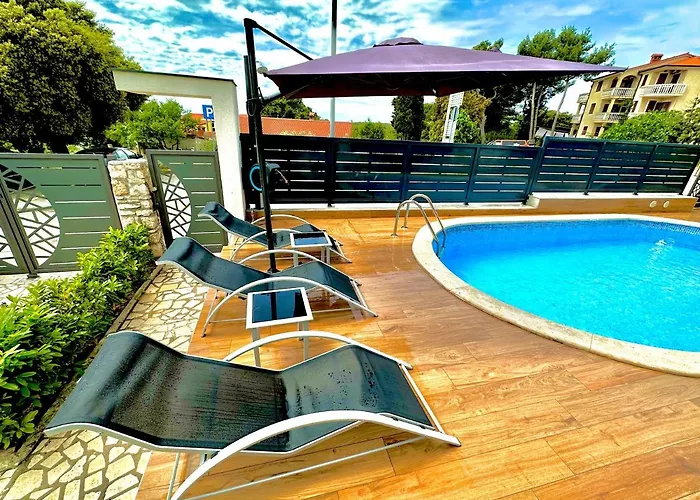 Apartament Noel - Three Bedroom With Pool *